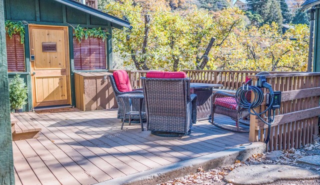 La Casa Manzanita—Massage Chair, Stargazing Deck, EV Charger, 2 Propane Firepits