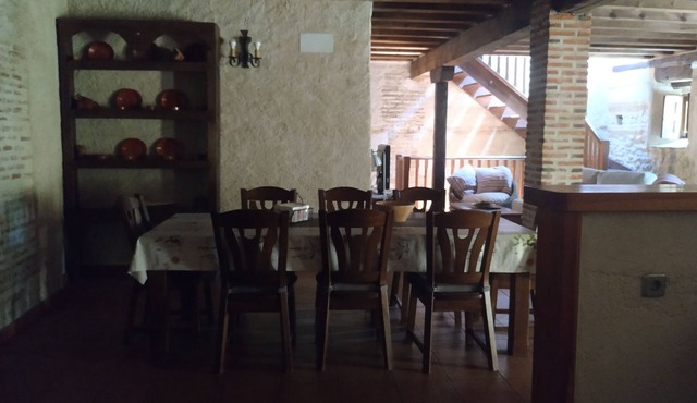 La Casería I y II, Antiguo Convento Restaurado en un Pueblito de Segovia