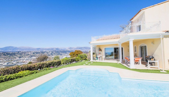 LA CASETTA DEI FIORI VI3078 by RIVIERA HOLIDAY HOM