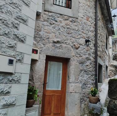 La casina de Tielve de Cabrales dentro del Parque Nacional Picos de Europa