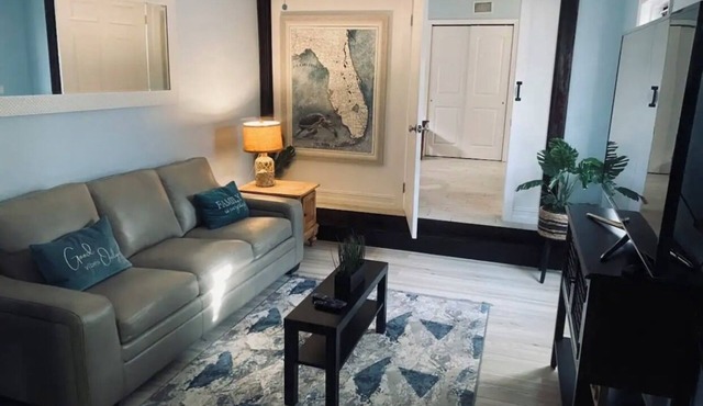 La Casita: Beach, FIT, Airport - KMLB, Mall, Downtown Melbourne, Space Center