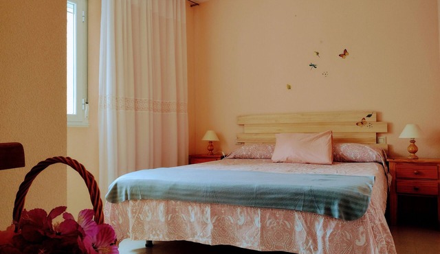 La Casita de los Abuelos (Ávila village house)