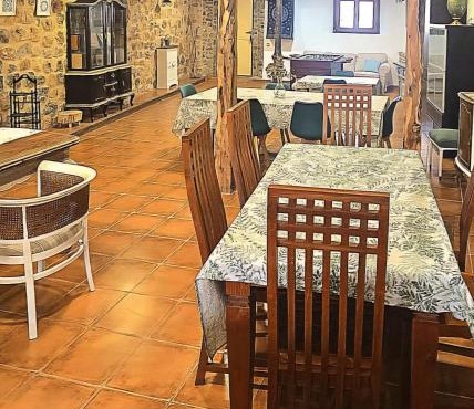 La Casona del Rio Abion
