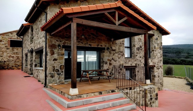 La Casona del Silencio Country House - Soria, Laguna Negra