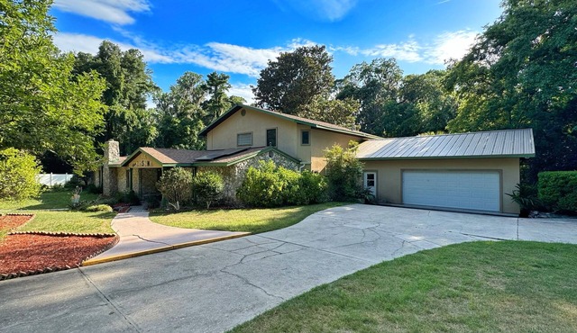 La Casona: Spacious 6-bedroom house, outdoor pool, and new pickleball court!