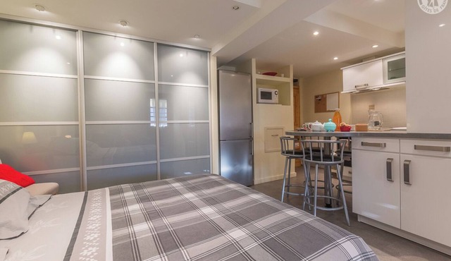 LA Cave - Mercury - Gîte