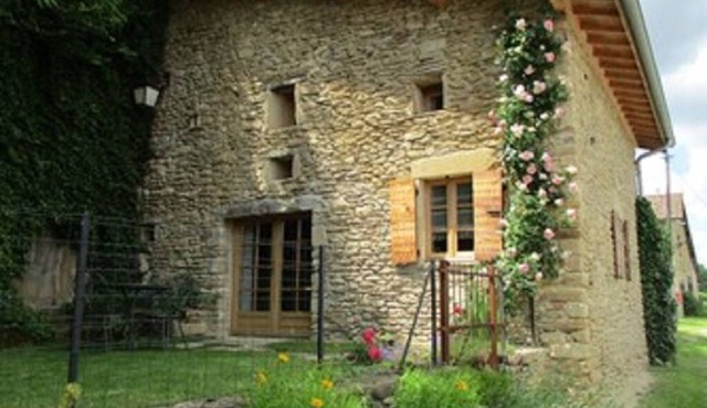 LA CAVE - STONE BUILDING