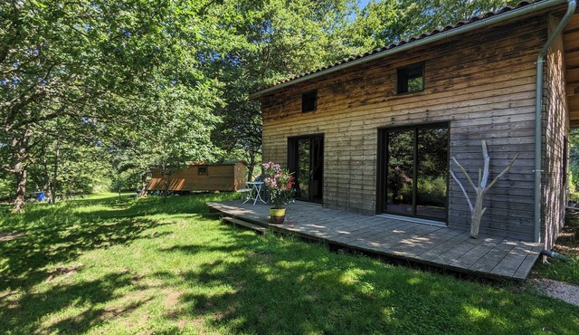 La Chambre d'Art in the heart of nature, 300 metres from Lake St Pardoux