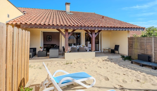 La Chapelle by Interhome