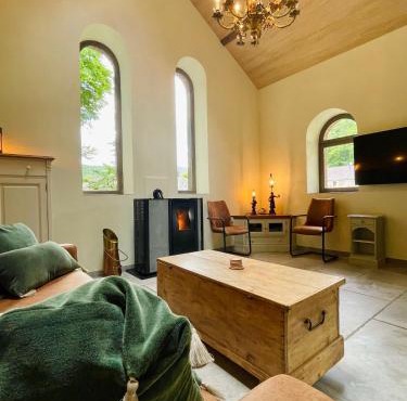 La Chapelle dans le bois