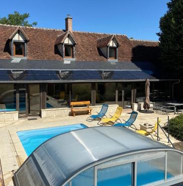 La Charmeraie : gîte de charme, piscine et spa