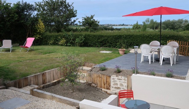 La Charmeuse by Interhome