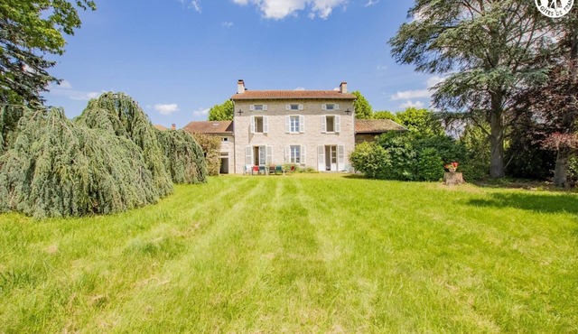 La Charmille - AZE - Gîte