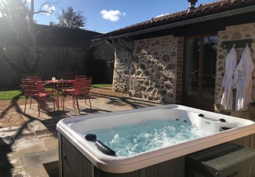 La Charnière Chadalais