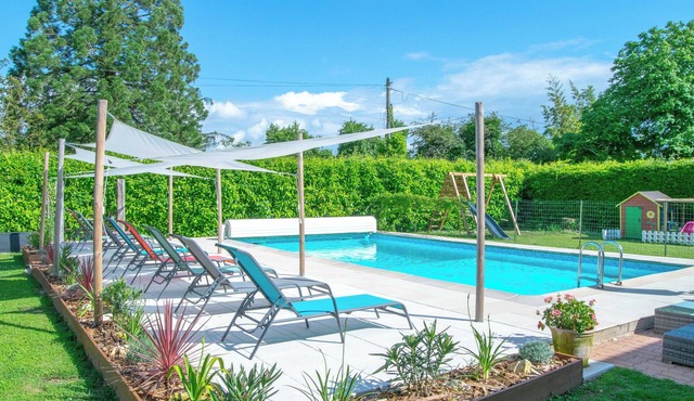 La Charronnière: Exclusive rental