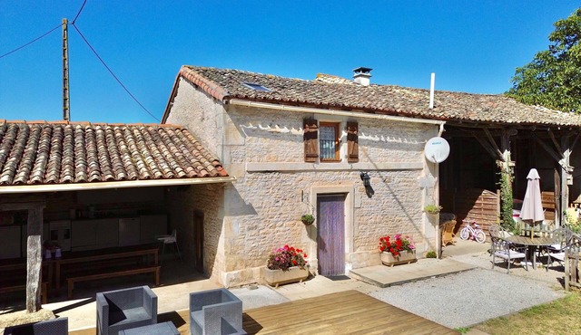 La Charronnière: La P’tite Boulangerie