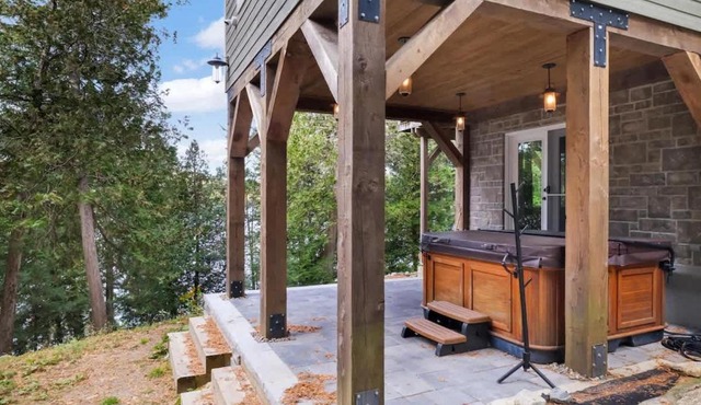 La Chataigne - Wilderness waterfront escape