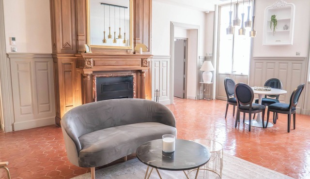 La Cheminée, Gîte Haut de Gamme au Charme Intemporel, Avec Piscine et Sauna