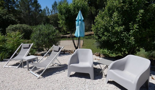 "La Cigale" mit Schwimmbad by Interhome