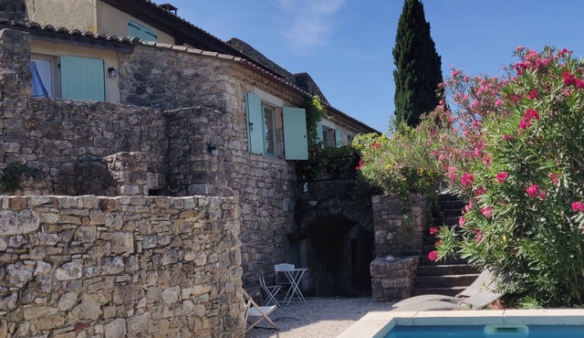 La Closerie de la Cèze, vue Imprenable sur les Vignes et le Coucher de Soleil