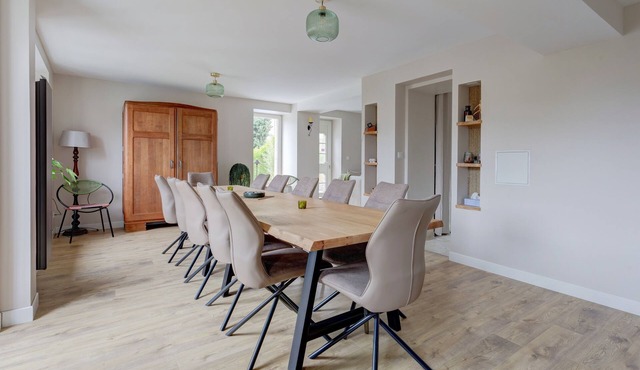 La Clouterie - Face au ruisseau, piscine privée