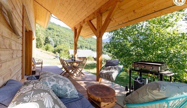 LA COMBE - SAINT GEORGES D'HURTIERES