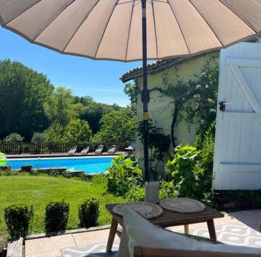 La Colline de Tilleul - De La Colline 4 STAR RATED - Beautiful Cottage Near Aubeterre