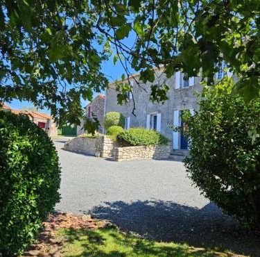 La Commanderie Grand Gite 10kms " Puy duFou"