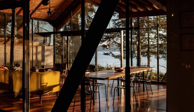 La Conner Glass Cabin by Boutique