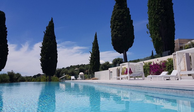 La Consolate: 5* apartment, 90m2 terrace, panoramic sea view, private Jacuzzi