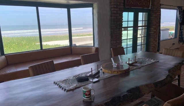 La Contingencia - Ocean front in Ensenada