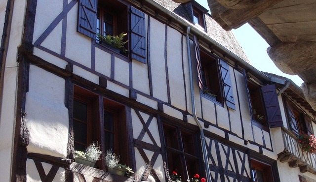 La Correze, charming apt. centre of medieval village walk to the river
