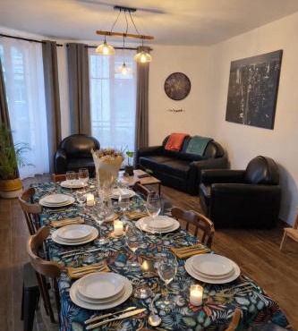 La Crécynade - near Disneyland and Parrot World