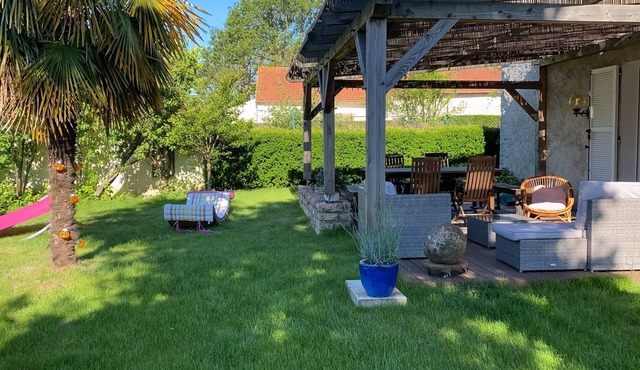 La Cristallière Cosy country house on the banks of the Saône river