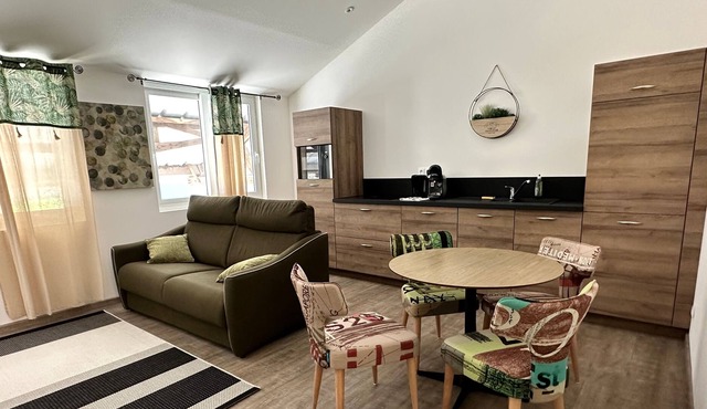 La Croix d'Or - One Bedroom Apartment, Sleeps 4