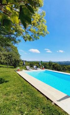 La croix des Landes gîte ou chambre d'hôte avec piscine à Chouvigny