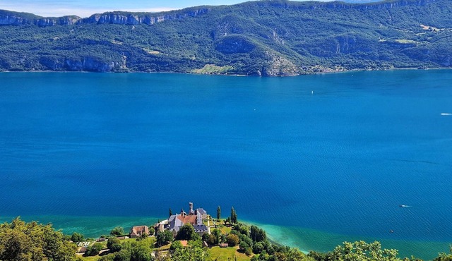 "la Croix du Nivolet" : les perles de Sophie