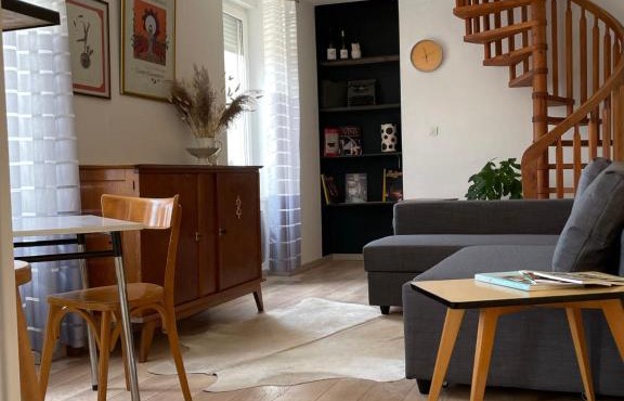 La Cuvée , duplex à Gevrey Chambertin.