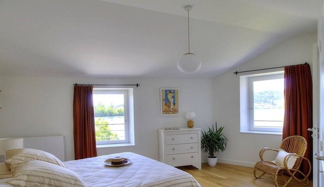 La Decize - CONDRIEU