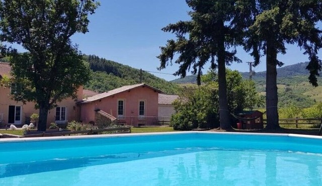 La Distillerie - LE Perreon