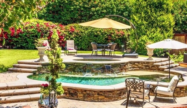 🇮🇹 La Dolce Vita at Villa Catalia! ☀️Stunning Pool 🏝️ Beach Close 🛥️Yacht avail😎