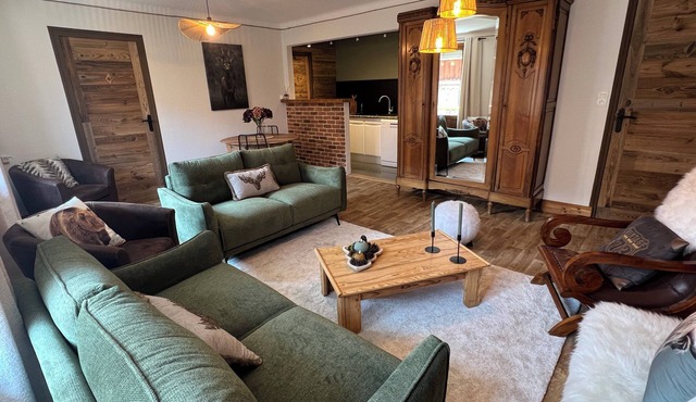 La Dorbluche duplex apartment 10-11 person