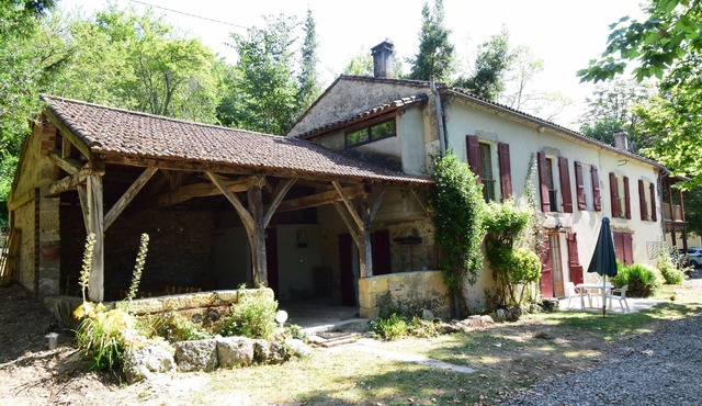 La Douce Étable - "Les Terrasses de L'insolite" estate