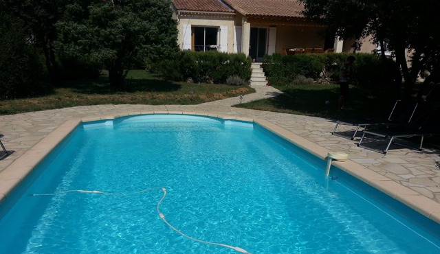La Douce Garrigue - Charm, sun, swimming pool, single storey villa with 10 beds