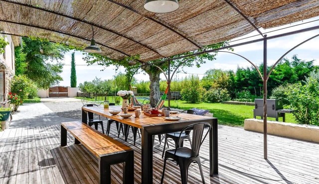 "La Durance" - Magnificent renovated farmhouse at the gates of the Luberon