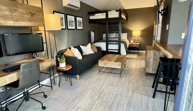 La Estancia - Your Home away from Home!