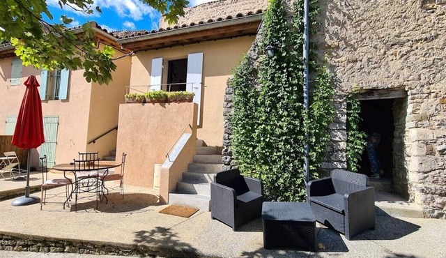 La Farigoule-gîte de Charme-Sainte Jalle-Drôme Provençale 2Pers -