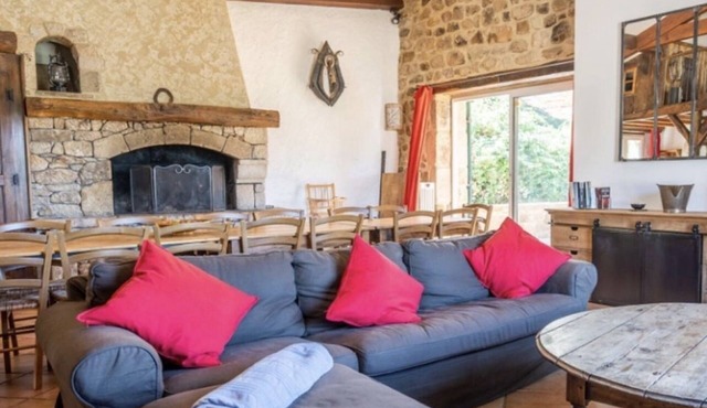 La Feneire est un Gîte Situé Situé au Coeur de L'ardèche