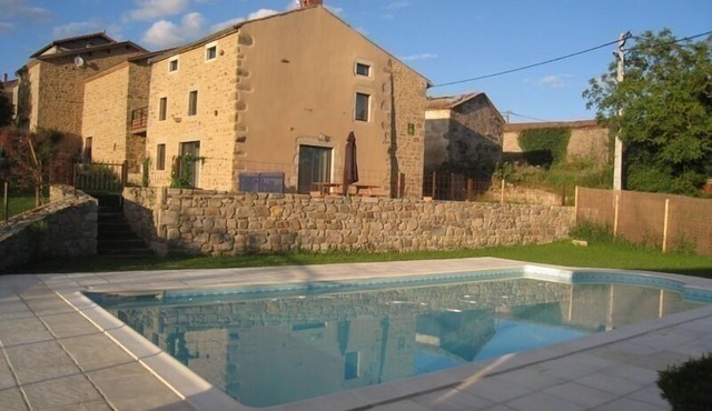 La Ferme du Bois - SAINT JEAN DES OLLIERES