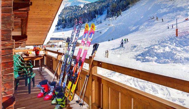 La Ferme à Juju - alpine ski-in ski-out for 8 spa & views - OVO Network